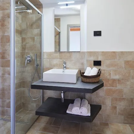 Farm stay Le Terre Di Gu